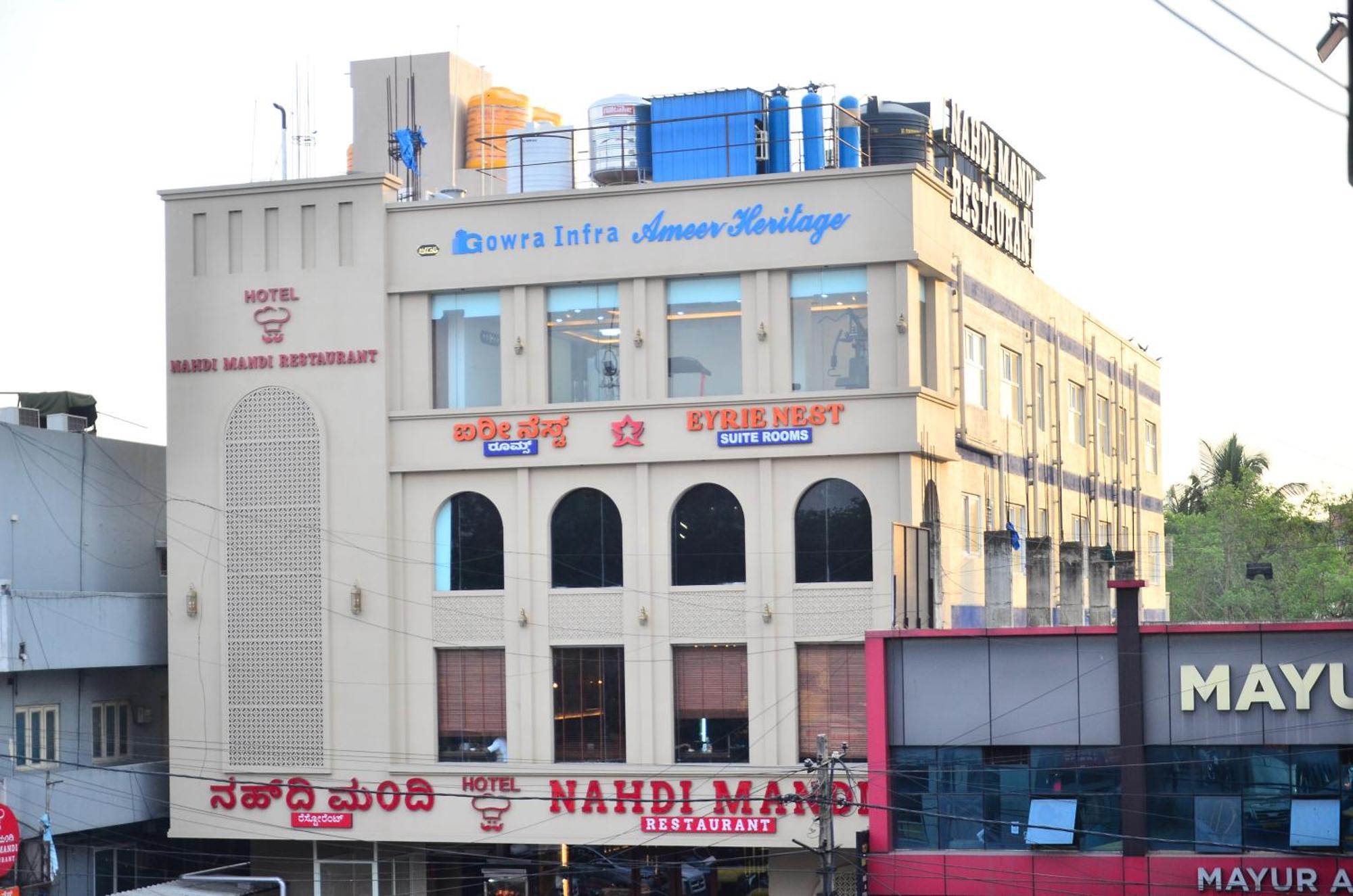Hotel Eyrie Nest Bangalore Bagian luar foto